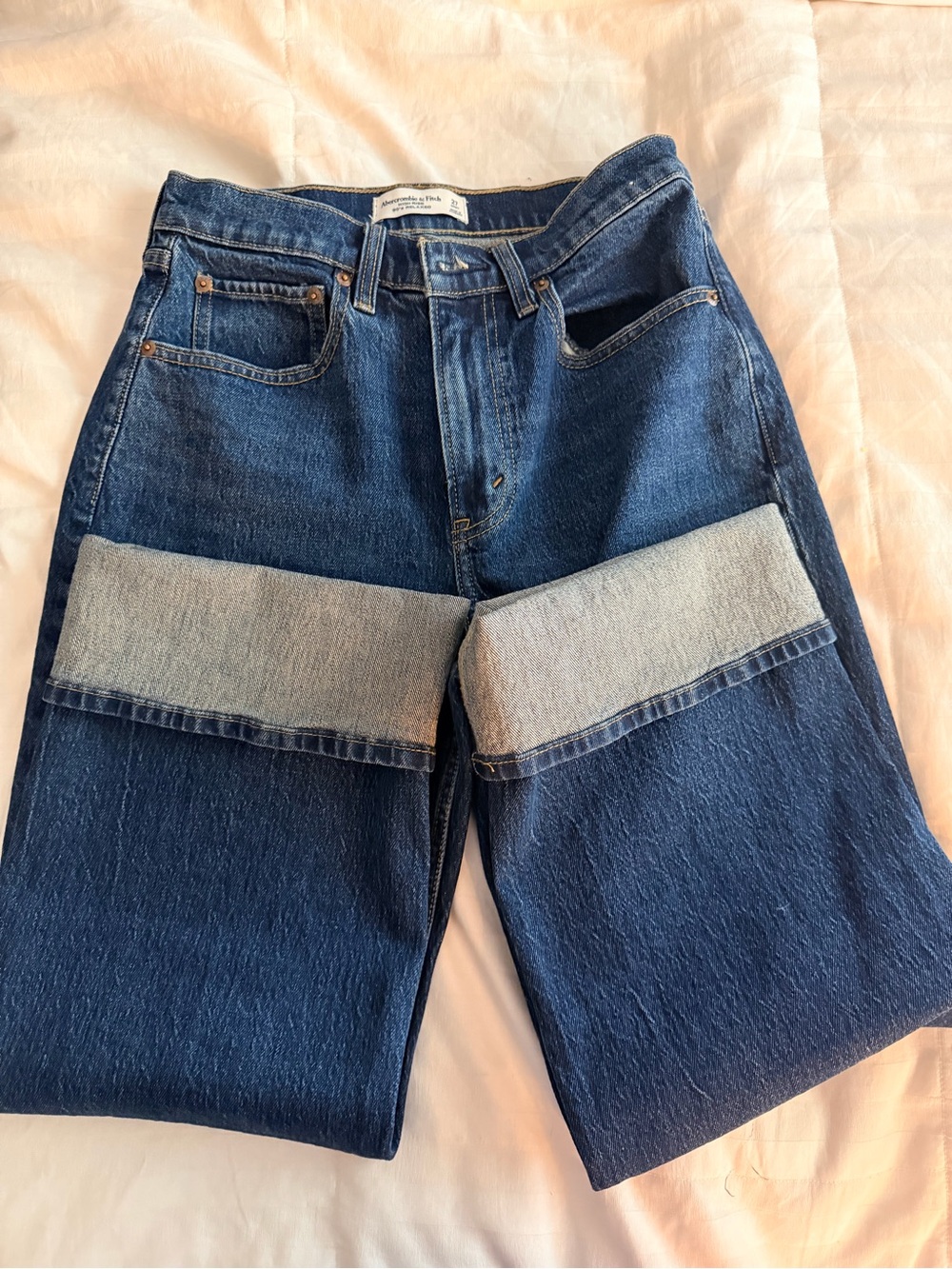Women’s Abercrombie high rise 90 relaxed fit denim